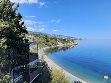 Фото номера Семейный номер с видом на море Гостиница Зеленый мыс г. Алупка 4