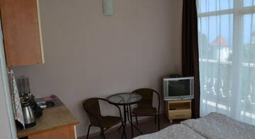 Фото номера Двухместный номер с 1 кроватью Гостевой дом Villa Cosa Nostra г. Алупка 6