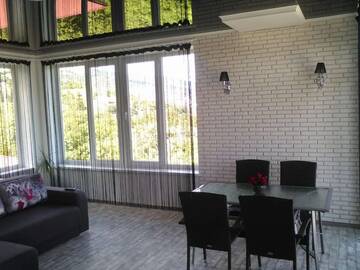 Фото номера Апартаменты вид на море и горы Гостевой дом Villa Cosa Nostra г. Алупка 10
