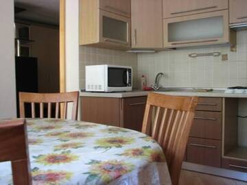 Фото номера Стандартный семейный номер Гостиница Guest House Natali г. Алупка 2