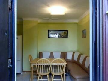 Фото номера Семейный номер с балконом Гостиница Guest House Lenina 35 г. Алупка 3