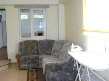 Фото номера Люкс с кроватью размера &quot;king-size&quot; и видом на море Гостиница Guest House Lenina 35 г. Алупка 13