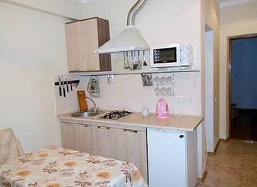 Фото номера Четырехместный номер с видом на море Гостиница Guest House Lenina 35 г. Алупка 2