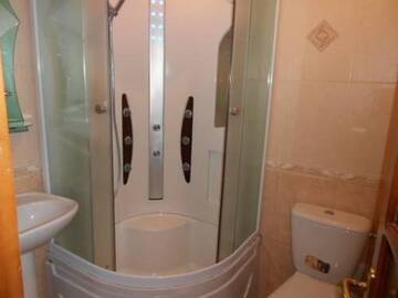 Фото номера Люкс с кроватью размера &quot;king-size&quot; и видом на море Гостиница Guest House Lenina 35 г. Алупка 10