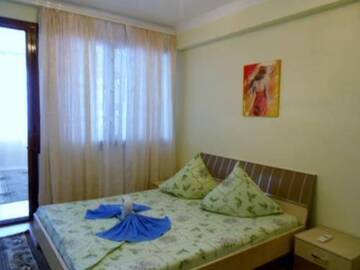 Фото номера Семейный номер с балконом Гостиница Guest House Lenina 35 г. Алупка 11