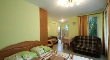 Фото номера Семейный номер-студио Гостиница Guest house Ostrovok leta г. Алупка 2