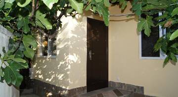 Фото номера Семейный номер-студио Гостиница Guest house Ostrovok leta г. Алупка 7