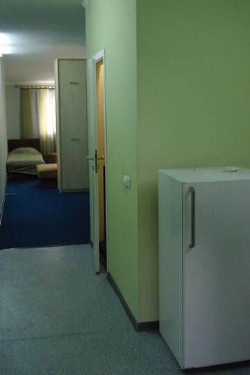 Фото номера Стандартный семейный номер Гостиница Guest House 34 Meridian г. Алупка 5