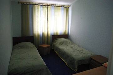 Фото номера Стандартный семейный номер Гостиница Guest House 34 Meridian г. Алупка 3