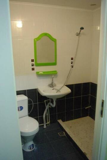 Фото номера Стандартный семейный номер Гостиница Guest House 34 Meridian г. Алупка 7
