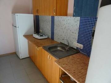 Фото номера Комната эконом с 2 односпальными кроватями Гостевой дом  Лавровый Сад г. Алупка 6