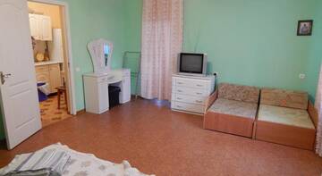 Фото номера Стандартный семейный номер Гостевой дом Дача Петровичи г. Алупка 6