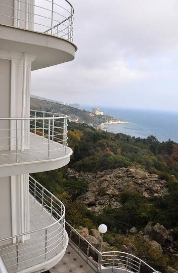 Фото номера Полулюкс (для 4 взрослых) Гостиница Парк Отель Алубика г. Алупка 3