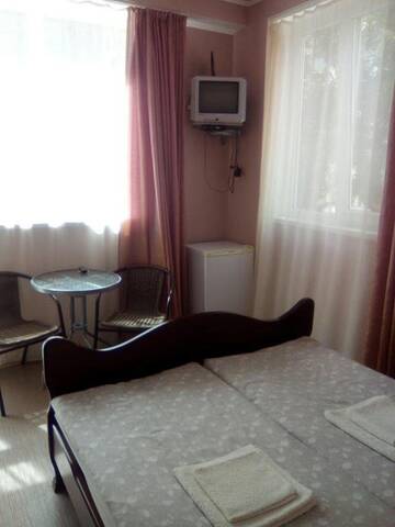 Фото номера Двухместный номер с 1 кроватью и видом на горы Гостевой дом Villa Cosa Nostra г. Алупка 4
